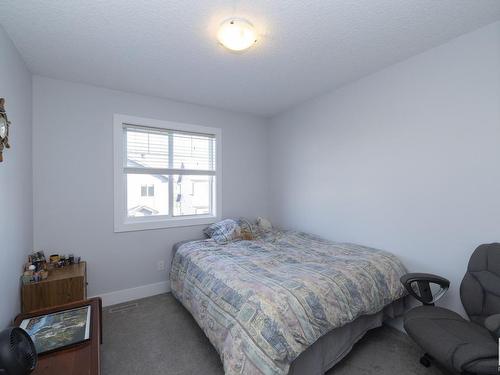 6 4835 Wright Drive, Edmonton, AB - Indoor Photo Showing Bedroom