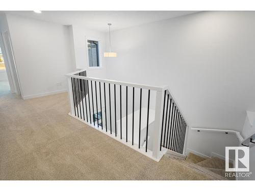 19007 20 Avenue, Edmonton, AB - Indoor Photo Showing Other Room