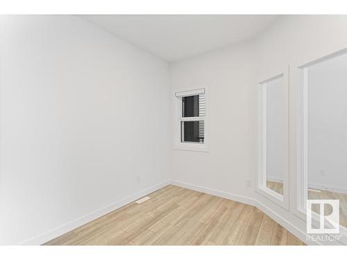 19007 20 Avenue, Edmonton, AB - Indoor Photo Showing Other Room