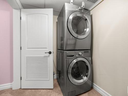 402 10142 111 Street Nw, Edmonton, AB - Indoor Photo Showing Laundry Room