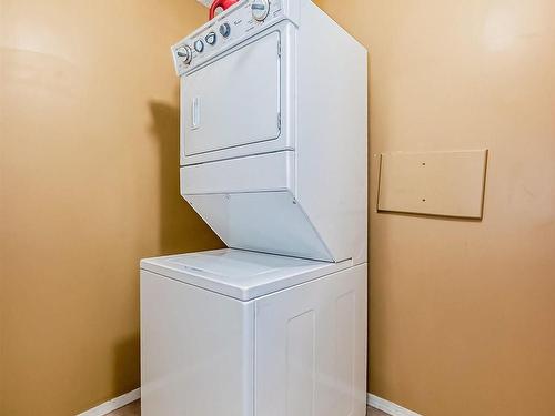 Edmonton, AB - Indoor Photo Showing Laundry Room