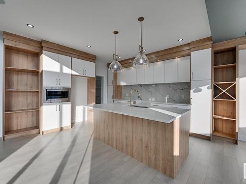 99 Elm Street, Fort Saskatchewan, AB - Indoor Photo Showing Kitchen