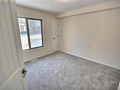 29 604 62 Street, Edmonton, AB - Indoor Photo Showing Other Room