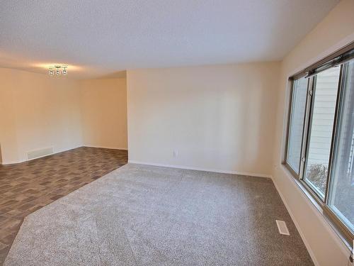 29 604 62 Street, Edmonton, AB - Indoor Photo Showing Other Room