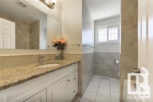 9326 168 Street, Edmonton, AB - Indoor Photo Showing Bathroom