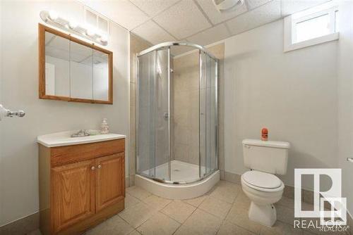 9326 168 Street, Edmonton, AB - Indoor Photo Showing Bathroom