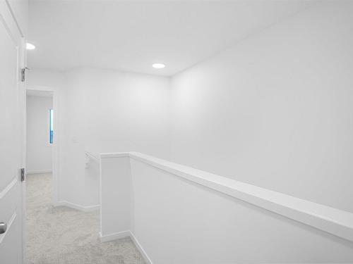 22 Aster Drive, Edmonton, AB - Indoor Photo Showing Other Room