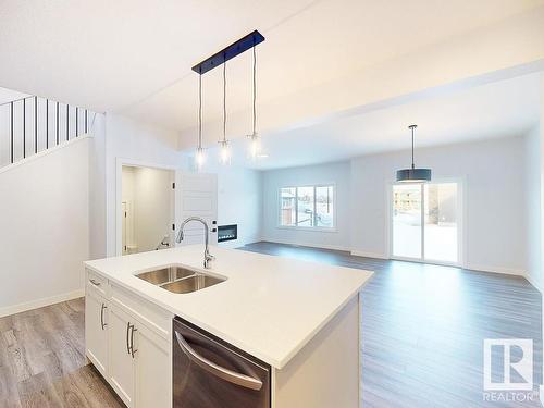 32 Rosewood Way, St. Albert, AB - Indoor Photo Showing Kitchen With Double Sink