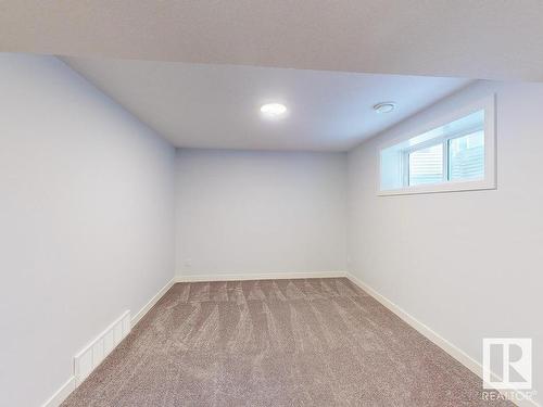 32 Rosewood Way, St. Albert, AB - Indoor Photo Showing Other Room