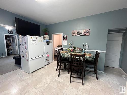 4811 49 Street, Glendon, AB - Indoor Photo Showing Dining Room