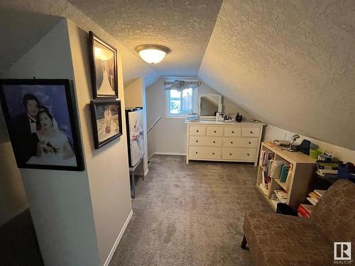 4811 49 Street, Glendon, AB - Indoor Photo Showing Other Room