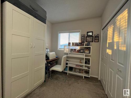 4811 49 Street, Glendon, AB - Indoor Photo Showing Other Room