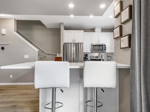 20126 18A Avenue Nw, Edmonton, AB - Indoor Photo Showing Kitchen