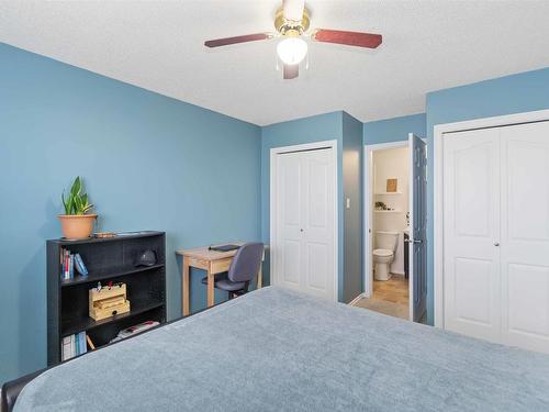 4022 37 Street, Edmonton, AB - Indoor Photo Showing Bedroom