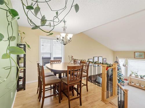 4022 37 Street, Edmonton, AB - Indoor Photo Showing Dining Room