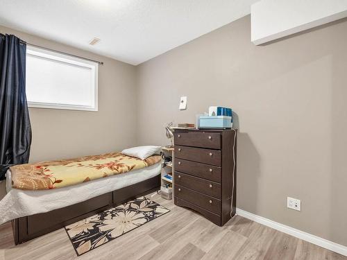 10252 159 Street Nw, Edmonton, AB - Indoor Photo Showing Bedroom