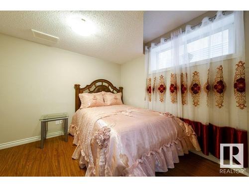 12228 170 Avenue, Edmonton, AB - Indoor Photo Showing Bedroom