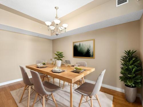 1401 9020 Jasper Avenue, Edmonton, AB - Indoor Photo Showing Dining Room