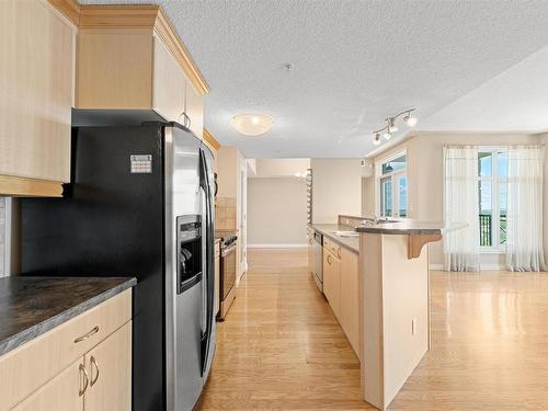 1401 9020 Jasper Avenue, Edmonton, AB - Indoor Photo Showing Kitchen