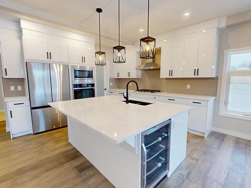 4220 41B Avenue, Drayton Valley, AB - Indoor Photo Showing Kitchen With Upgraded Kitchen