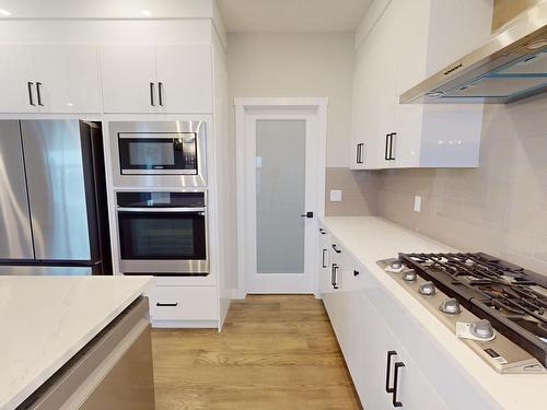 4220 41B Avenue, Drayton Valley, AB - Indoor Photo Showing Kitchen