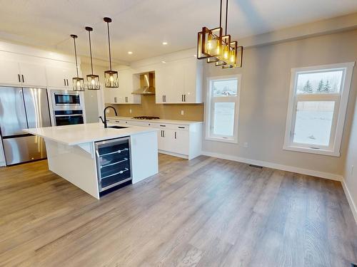 4220 41B Avenue, Drayton Valley, AB - Indoor Photo Showing Kitchen