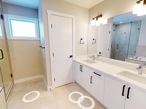 4220 41B Avenue, Drayton Valley, AB - Indoor Photo Showing Bathroom