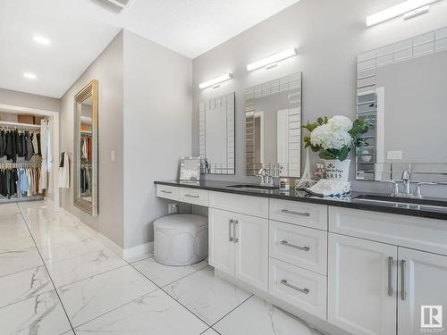 9402 85 Avenue, Morinville, AB - Indoor Photo Showing Bathroom