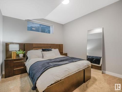 9402 85 Avenue, Morinville, AB - Indoor Photo Showing Bedroom