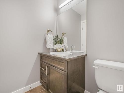 9402 85 Avenue, Morinville, AB - Indoor Photo Showing Bathroom