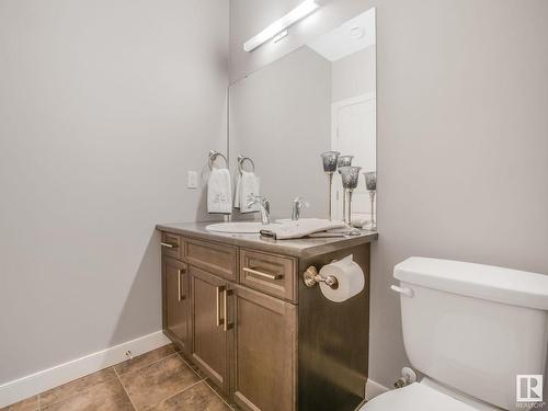 9402 85 Avenue, Morinville, AB - Indoor Photo Showing Bathroom