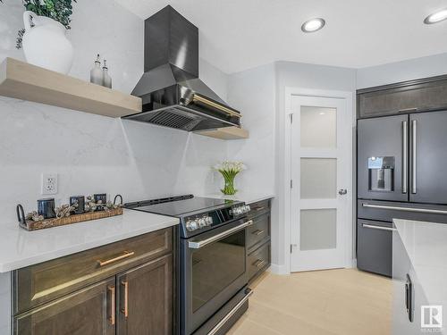 9402 85 Avenue, Morinville, AB - Indoor Photo Showing Kitchen