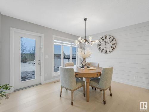 9402 85 Avenue, Morinville, AB - Indoor Photo Showing Dining Room