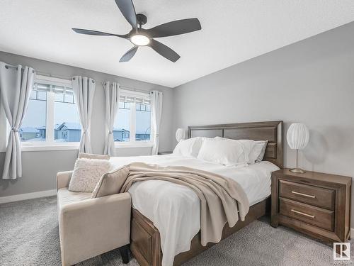 9402 85 Avenue, Morinville, AB - Indoor Photo Showing Bedroom