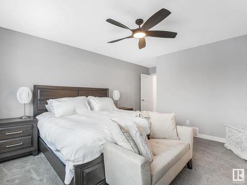 9402 85 Avenue, Morinville, AB - Indoor Photo Showing Bedroom