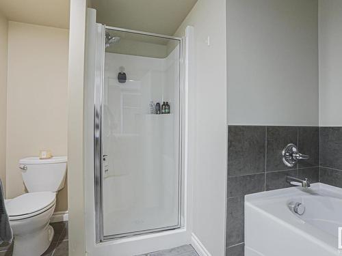 1201 9020 Jasper Avenue Nw, Edmonton, AB - Indoor Photo Showing Bathroom