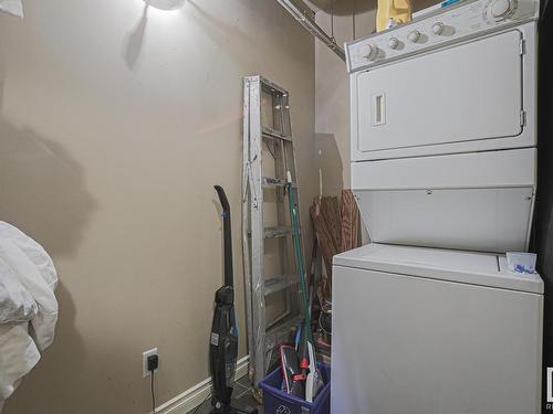 1201 9020 Jasper Avenue Nw, Edmonton, AB - Indoor Photo Showing Laundry Room