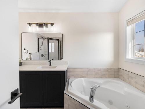 70 Sunflower Lane, Sherwood Park, AB - Indoor Photo Showing Bathroom