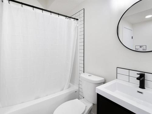 70 Sunflower Lane, Sherwood Park, AB - Indoor Photo Showing Bathroom