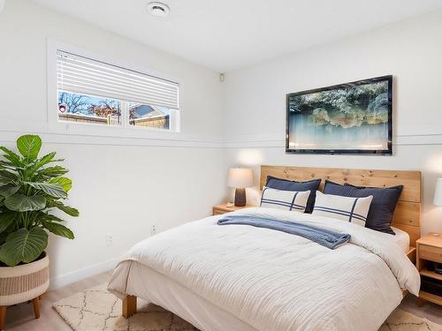 70 Sunflower Lane, Sherwood Park, AB - Indoor Photo Showing Bedroom