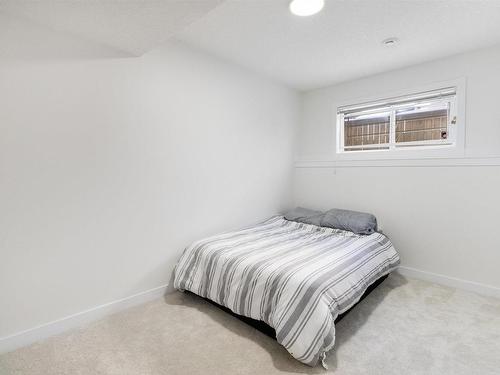 70 Sunflower Lane, Sherwood Park, AB - Indoor Photo Showing Bedroom