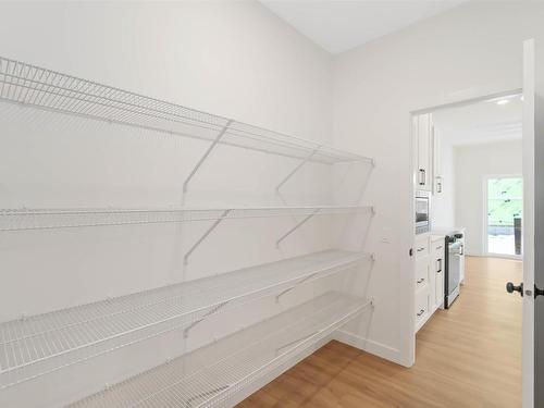 17712 70 Street, Edmonton, AB - Indoor With Storage