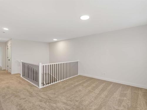 17712 70 Street, Edmonton, AB - Indoor Photo Showing Other Room