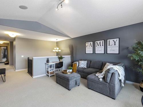 2 Norton Avenue, St. Albert, AB - Indoor Photo Showing Living Room