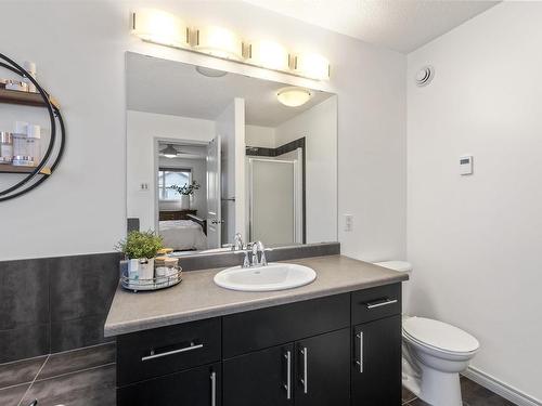 2 Norton Avenue, St. Albert, AB - Indoor Photo Showing Bathroom