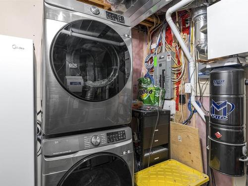 2 Norton Avenue, St. Albert, AB - Indoor Photo Showing Laundry Room