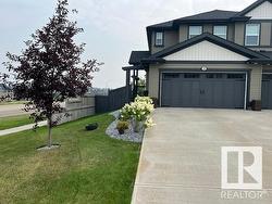 3 AVEBURY Court  Sherwood Park, AB T8H 0Z2