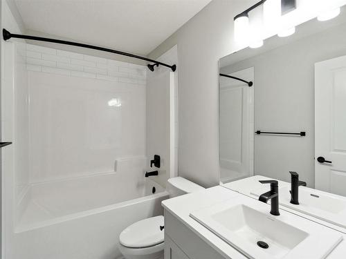 17727 70 Street, Edmonton, AB - Indoor Photo Showing Bathroom