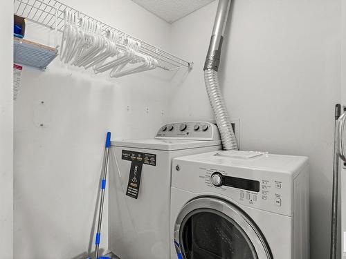 321 16221 95 Street, Edmonton, AB - Indoor Photo Showing Laundry Room