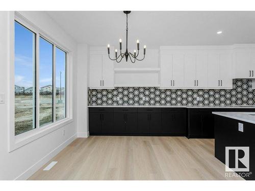 10 Dalquist Bay, Leduc, AB - Indoor Photo Showing Kitchen